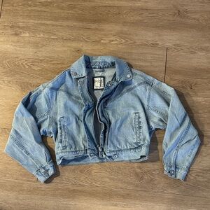 Abercrombie & Fitch Women’s Light Blue Denim Jacket